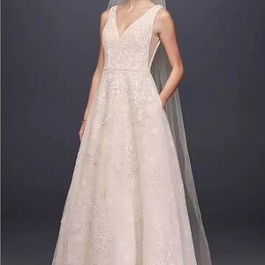 Oleg Cassini Ivory Lace Gown